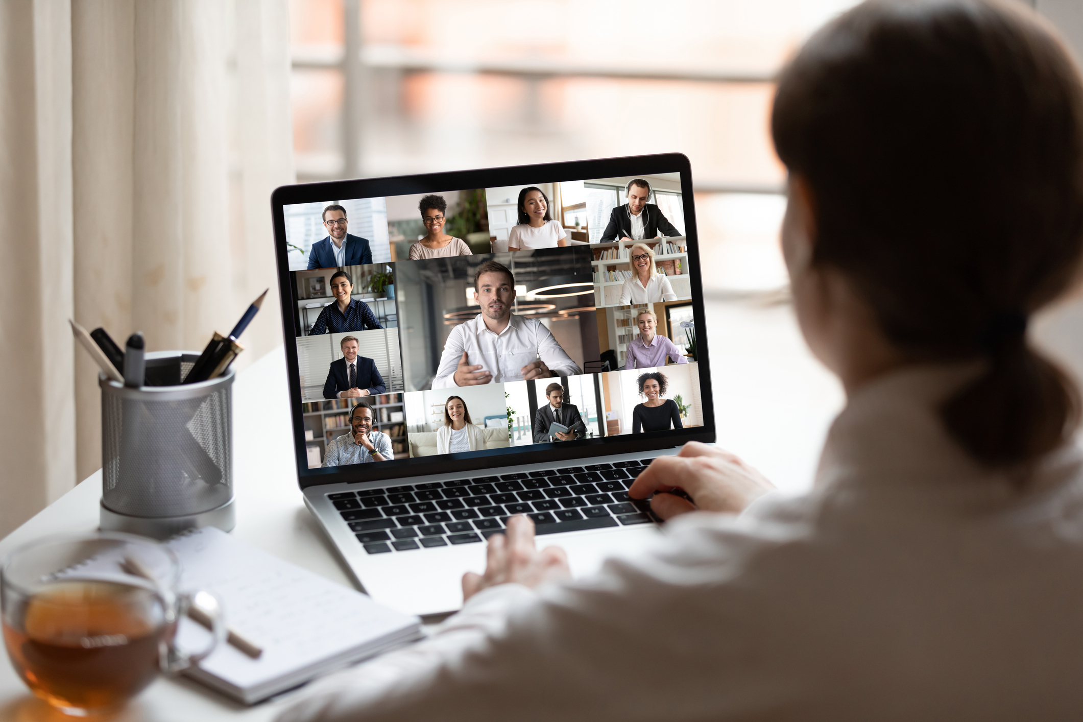 woman-on-a-webinar woman-on-a-webinar