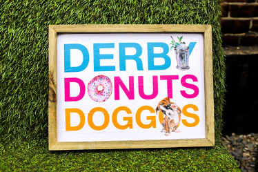 Picture2 derby-donuts-and-doggos-sign